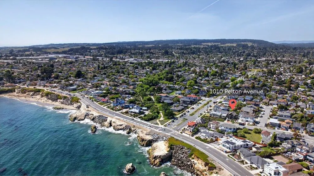 1010 Pelton Avenue Santa Cruz, CA 95060