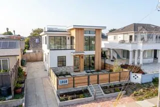 1010 Pelton Avenue Santa Cruz, CA 95060