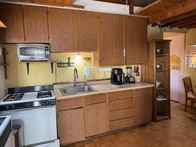 1010 Pelton Avenue Santa Cruz, CA 95060
