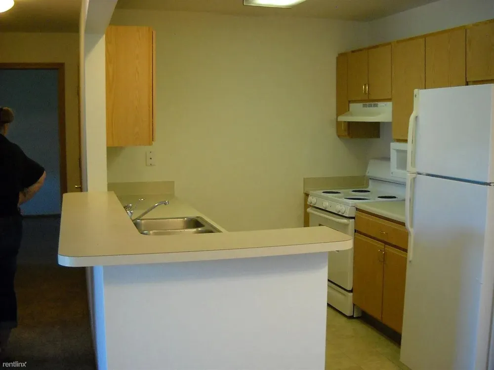 530 Michigan Ave Other, MI 49663