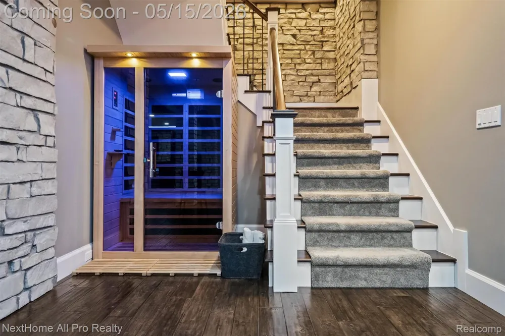 12385 Boulder Pass Drive Brighton Township, MI 48380