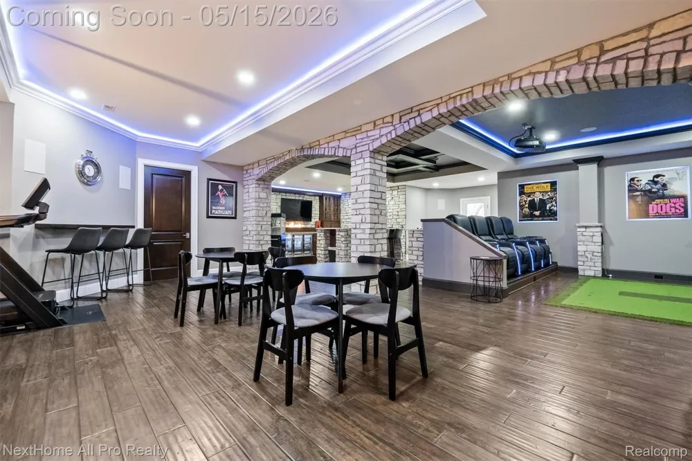 12385 Boulder Pass Drive Brighton Township, MI 48380