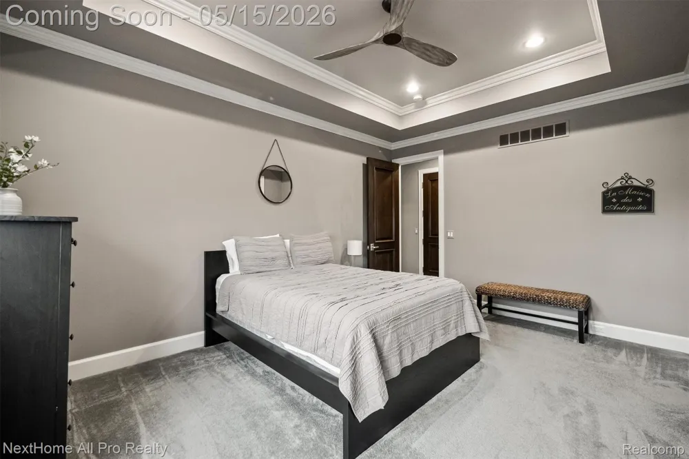 12385 Boulder Pass Drive Brighton Township, MI 48380