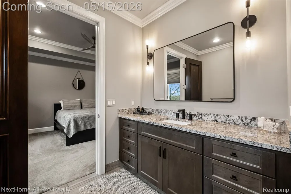 12385 Boulder Pass Drive Brighton Township, MI 48380