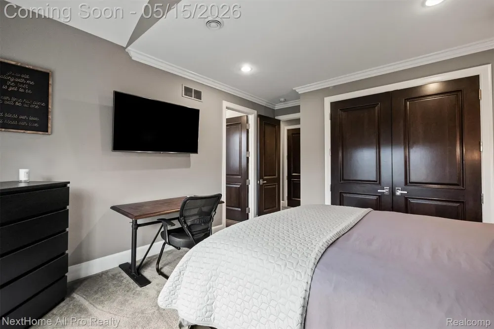 12385 Boulder Pass Drive Brighton Township, MI 48380