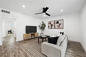 5911 Sheridan Ave Lane #C202 Austin, TX 78723