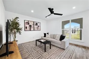 5911 Sheridan Ave Lane #C202 Austin, TX 78723