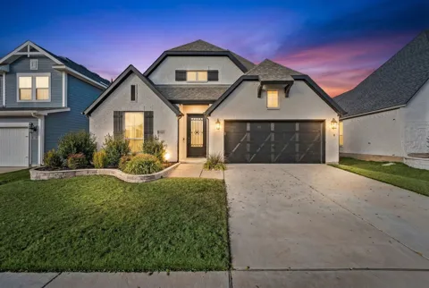 2416 Stella Lane