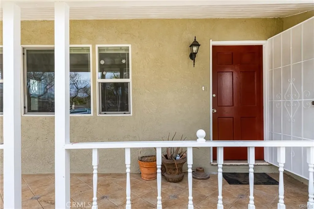 1246 S Baker Street Santa Ana, CA 92707