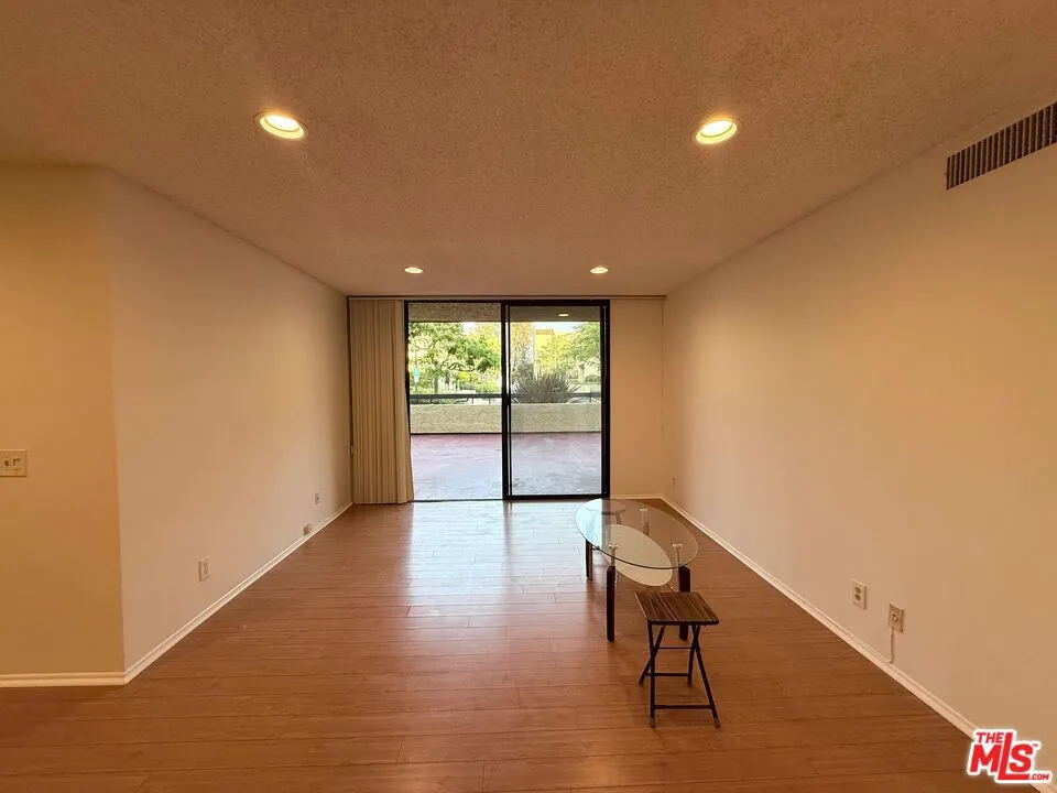 4000 Via Marisol #105 Los Angeles, CA 90042