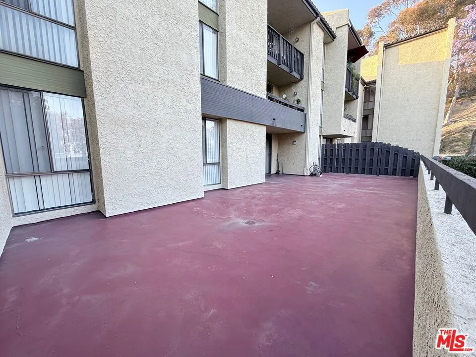 4000 Via Marisol #105 Los Angeles, CA 90042