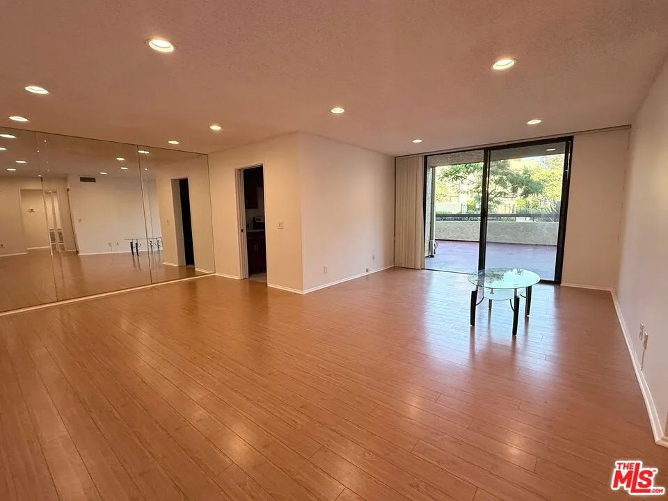 4000 Via Marisol #105 Los Angeles, CA 90042
