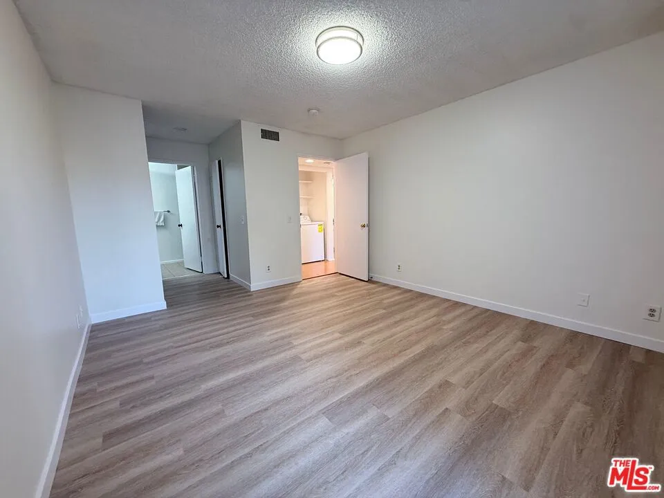 4000 Via Marisol #105 Los Angeles, CA 90042