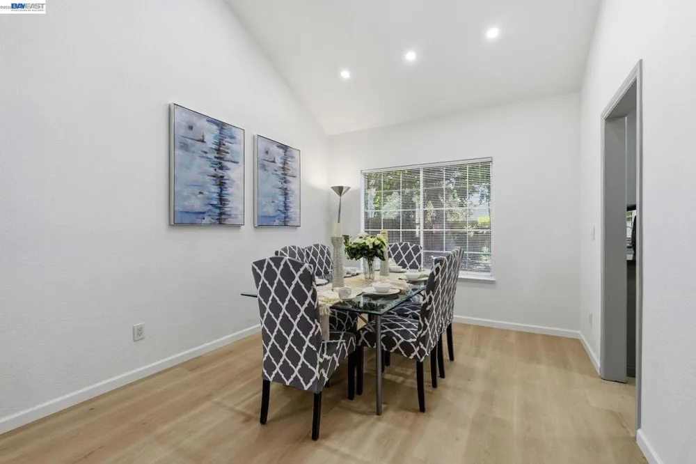 1137 Hidden Meadow Pl Manteca, CA 95337
