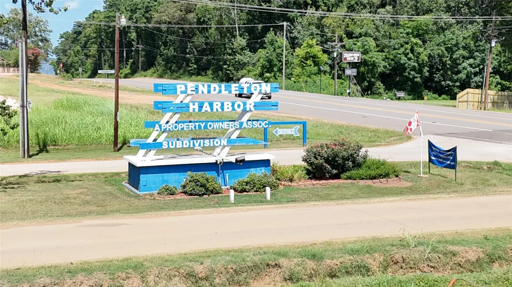 460 Admiral Drive Hemphill, TX 75948