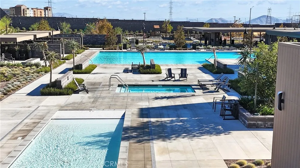 15946 Caterpillar Fontana, CA 92336
