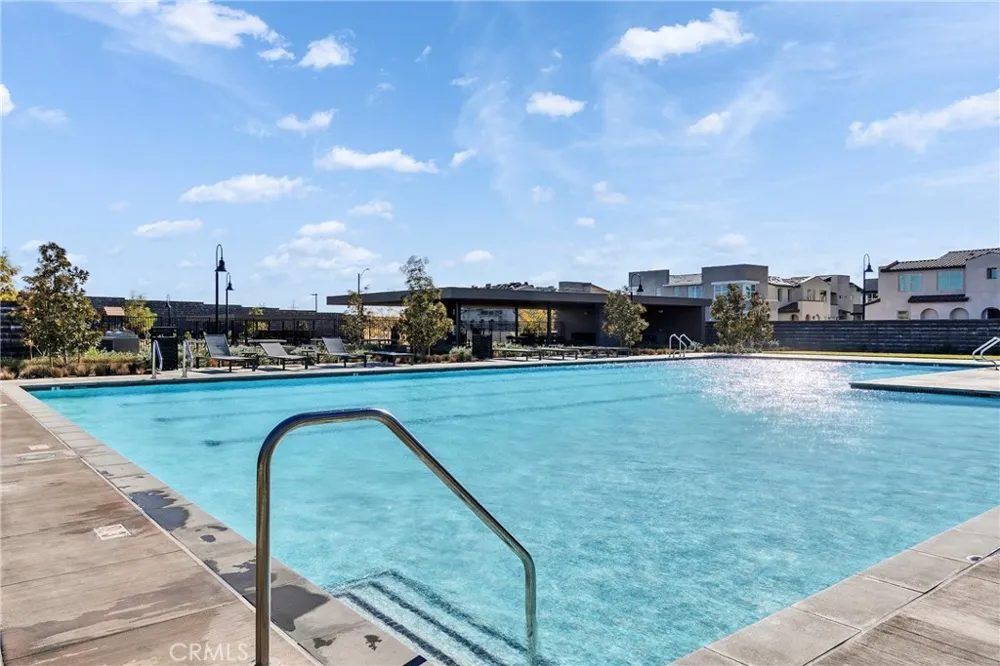 15946 Caterpillar Fontana, CA 92336