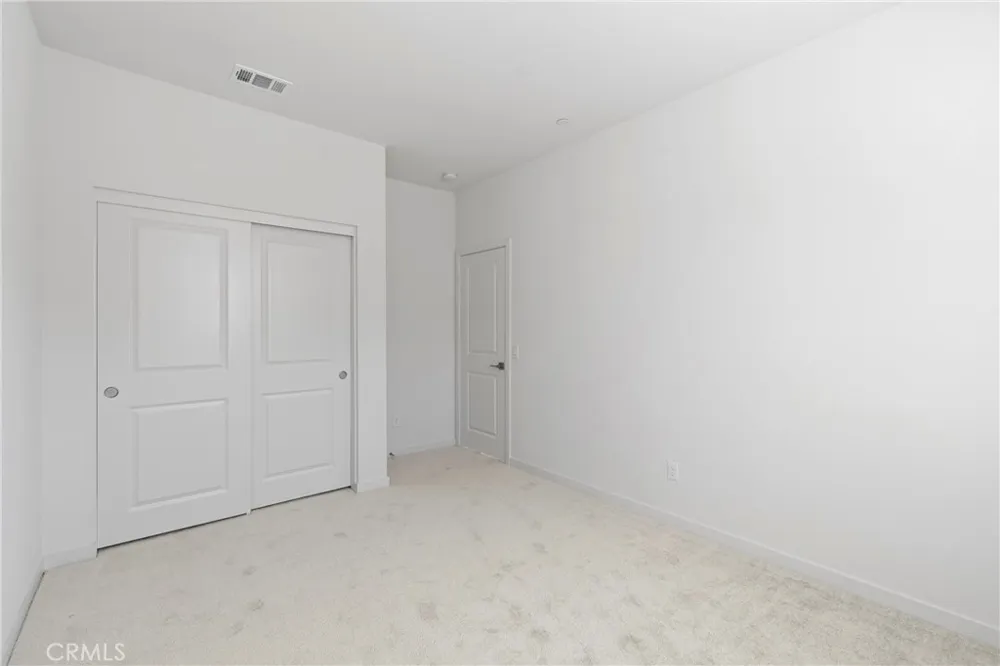 15946 Caterpillar Fontana, CA 92336
