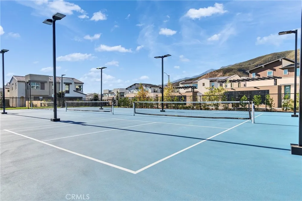 15946 Caterpillar Fontana, CA 92336