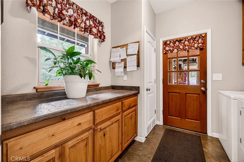 5855 Tika Magalia, CA 95954