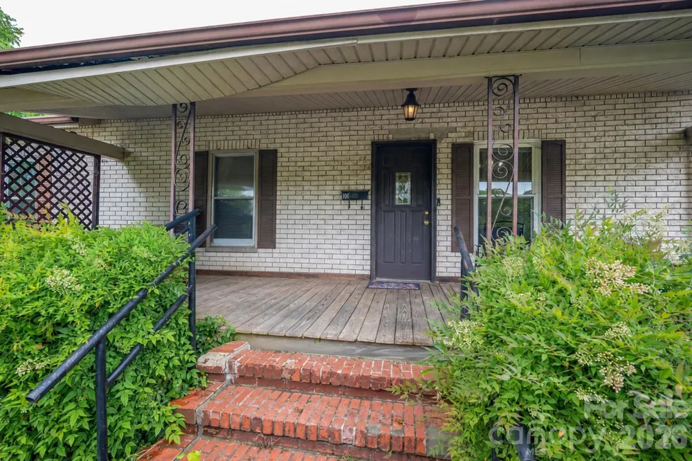 101 Huss Avenue Cherryville, NC 28021