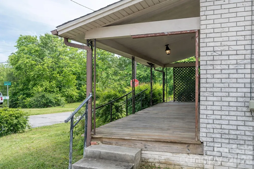 101 Huss Avenue Cherryville, NC 28021