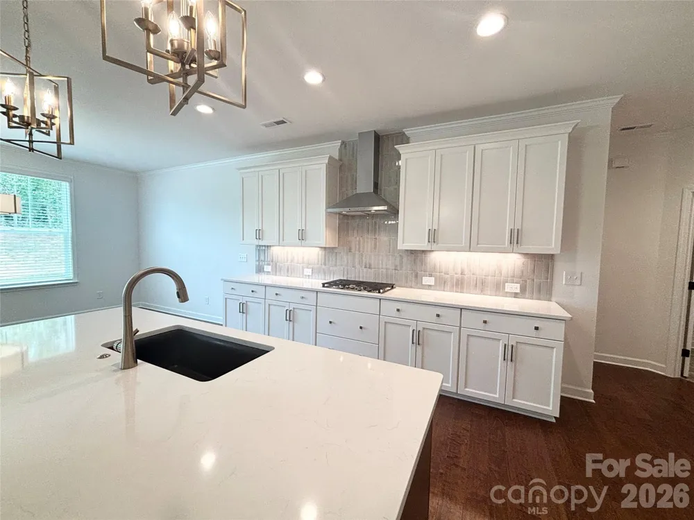 527 Oleander Street Mount Pleasant, NC 28124