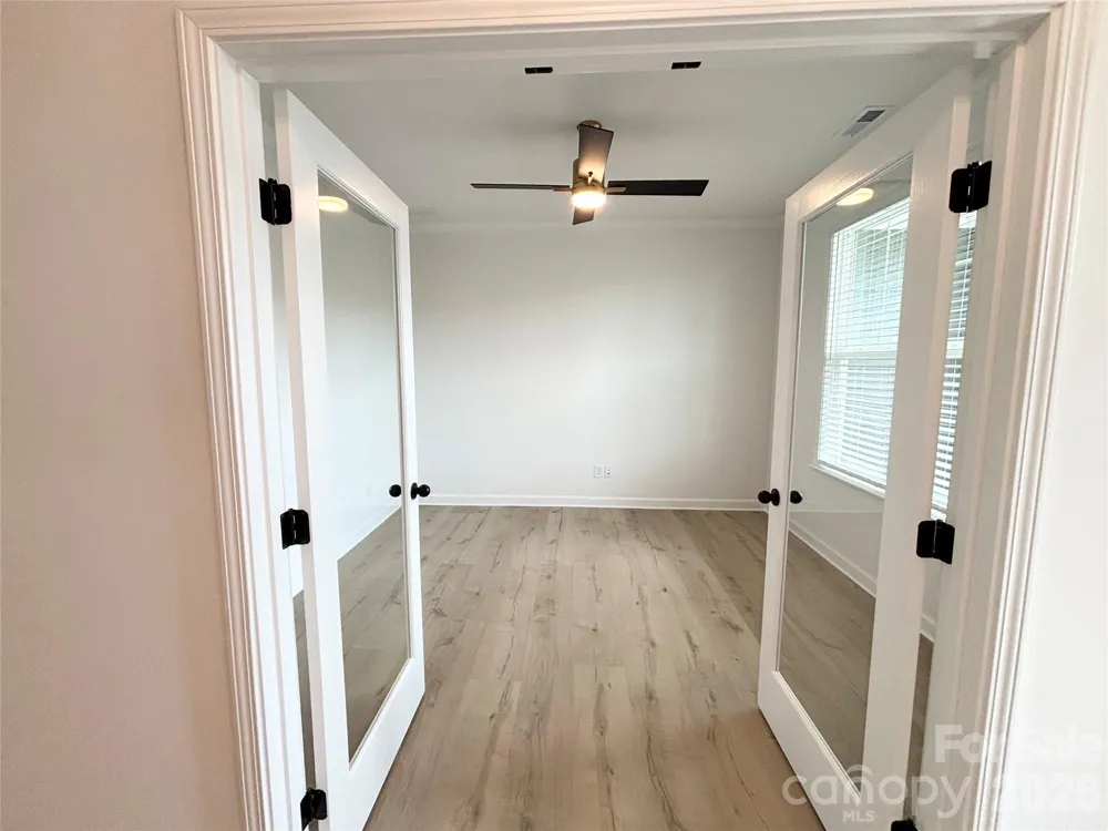 6823 Glen Abbey Lane Mount Pleasant, NC 28124