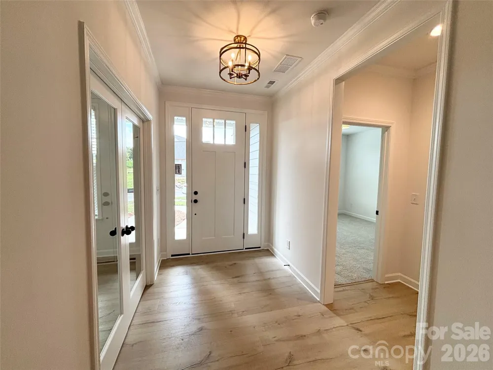 6823 Glen Abbey Lane Mount Pleasant, NC 28124