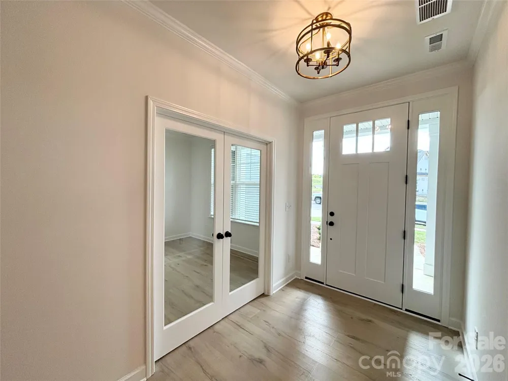 6823 Glen Abbey Lane Mount Pleasant, NC 28124