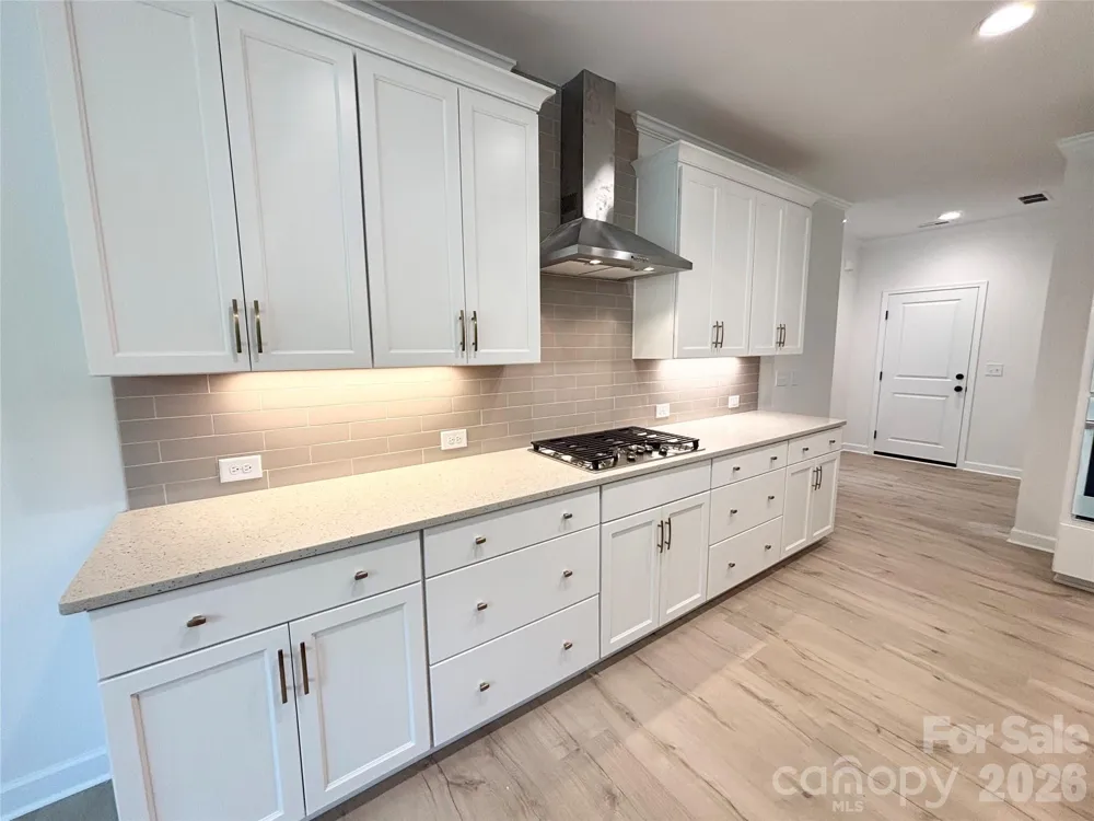 6823 Glen Abbey Lane Mount Pleasant, NC 28124
