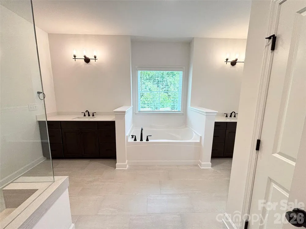 6823 Glen Abbey Lane Mount Pleasant, NC 28124