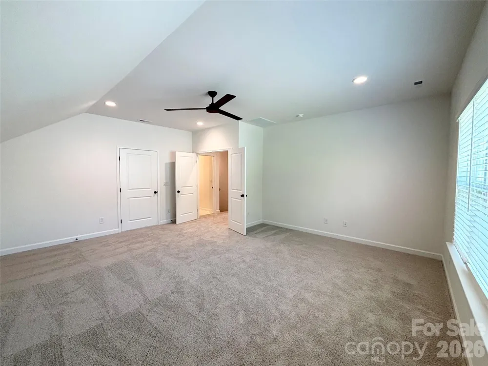 6823 Glen Abbey Lane Mount Pleasant, NC 28124