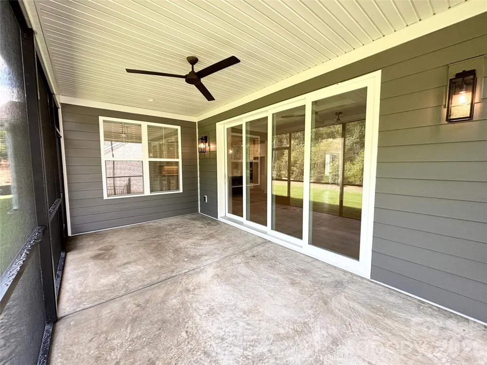 6823 Glen Abbey Lane Mount Pleasant, NC 28124