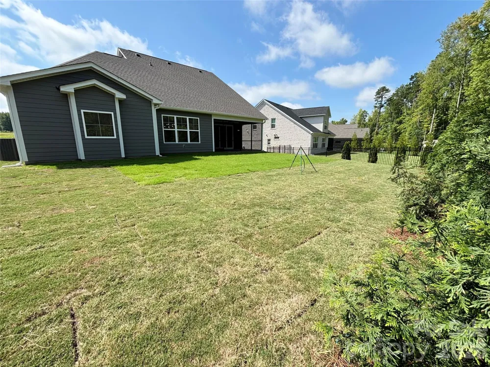 6823 Glen Abbey Lane Mount Pleasant, NC 28124