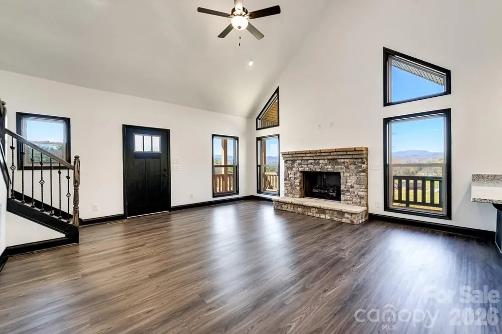 50 Fairview Street Franklin, NC 28734