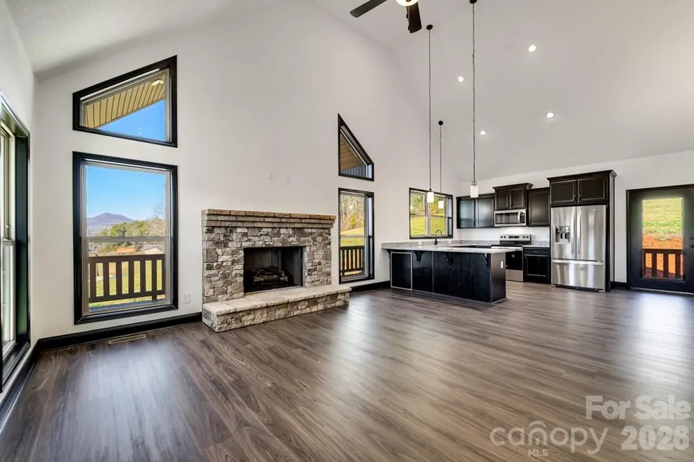 50 Fairview Street Franklin, NC 28734