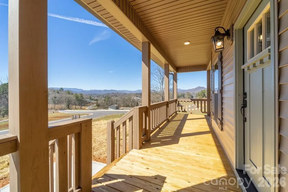 50 Fairview Street Franklin, NC 28734