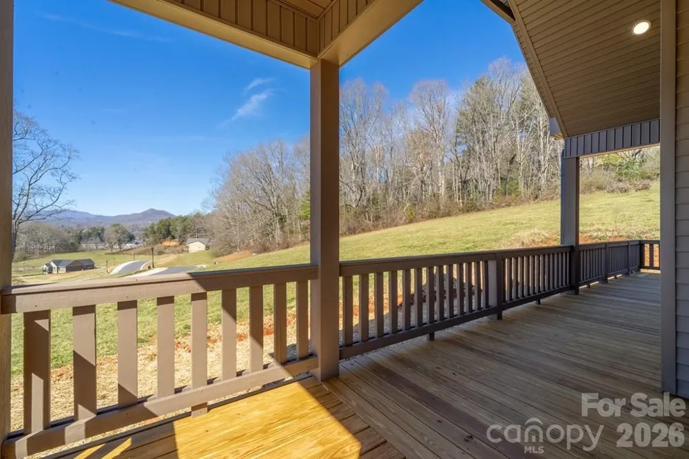 50 Fairview Street Franklin, NC 28734