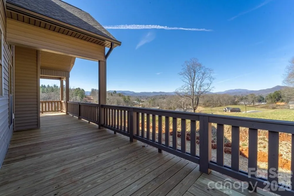 50 Fairview Street Franklin, NC 28734