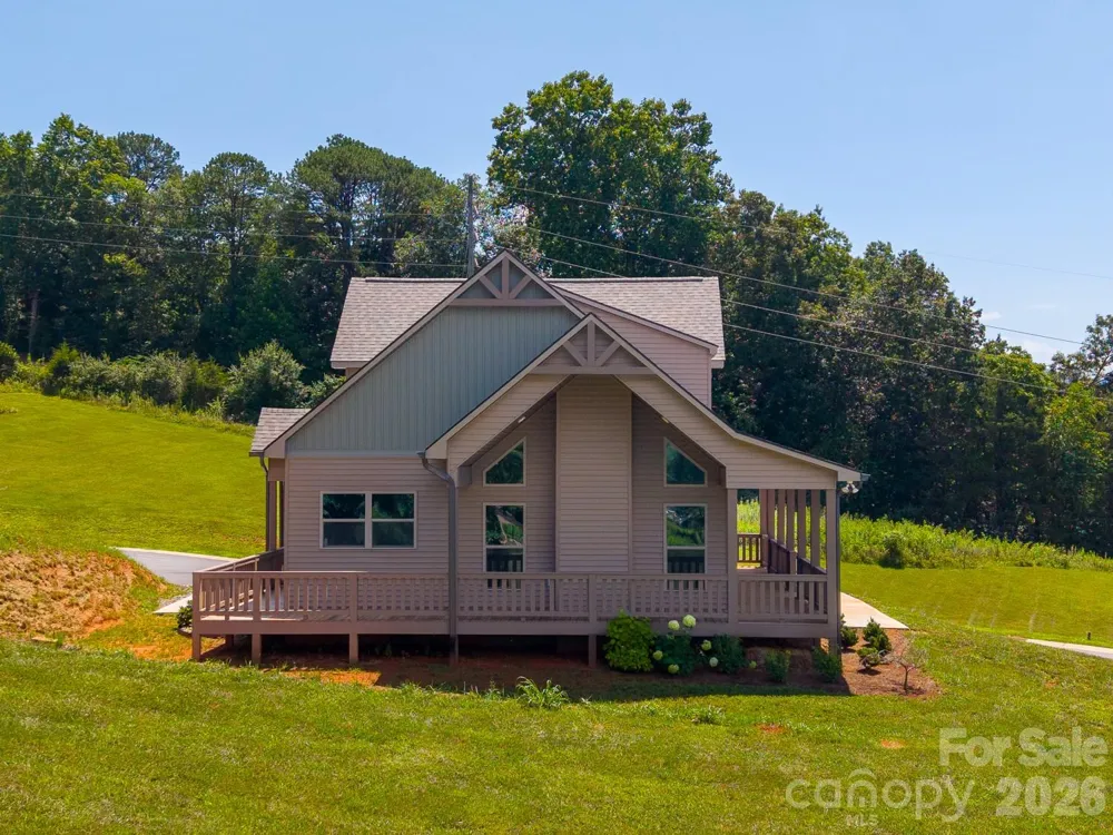 50 Fairview Street Franklin, NC 28734
