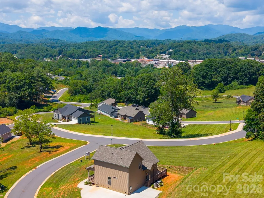 50 Fairview Street Franklin, NC 28734