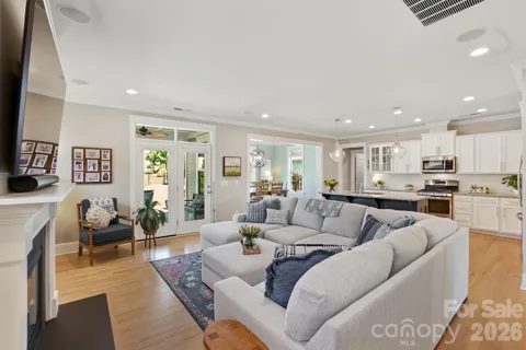 783 Waterscape Court