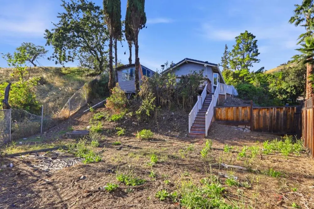 861 Dorel Drive San Jose, CA 95132