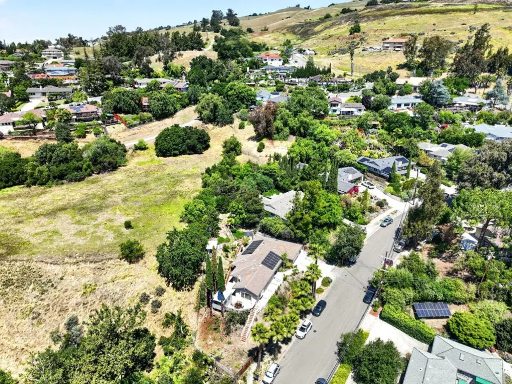 861 Dorel Drive San Jose, CA 95132