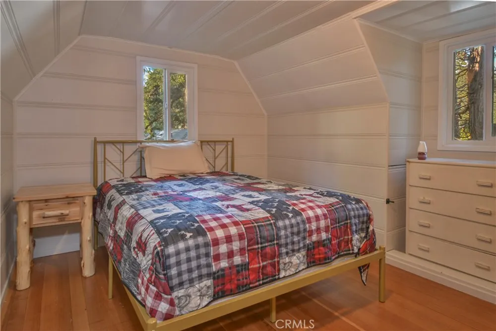 27245 Little Bear Blue Jay, CA 92317