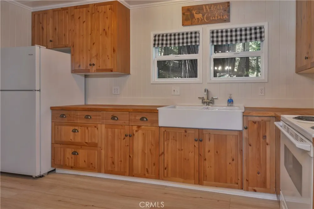 27245 Little Bear Blue Jay, CA 92317