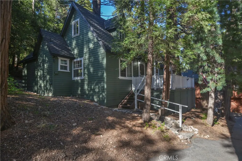 27245 Little Bear Blue Jay, CA 92317