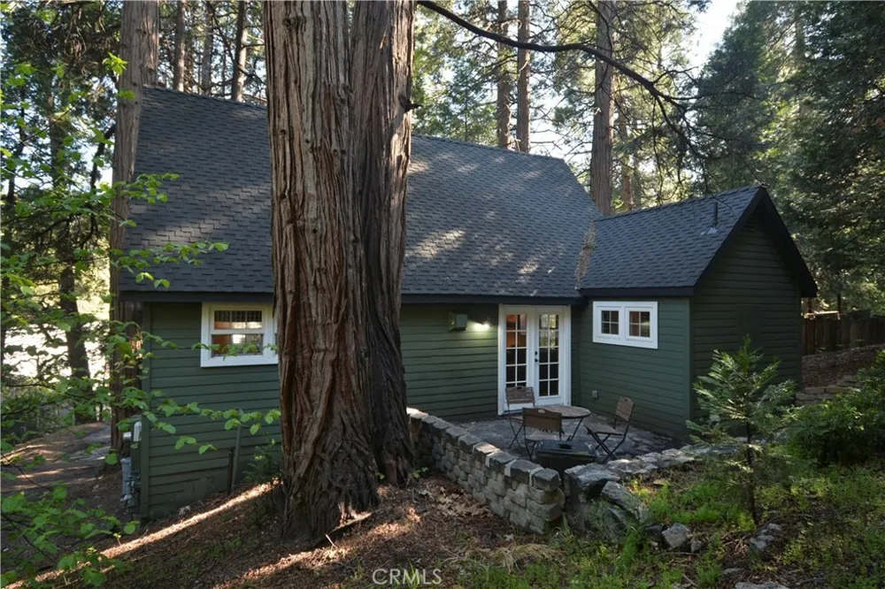 27245 Little Bear Blue Jay, CA 92317