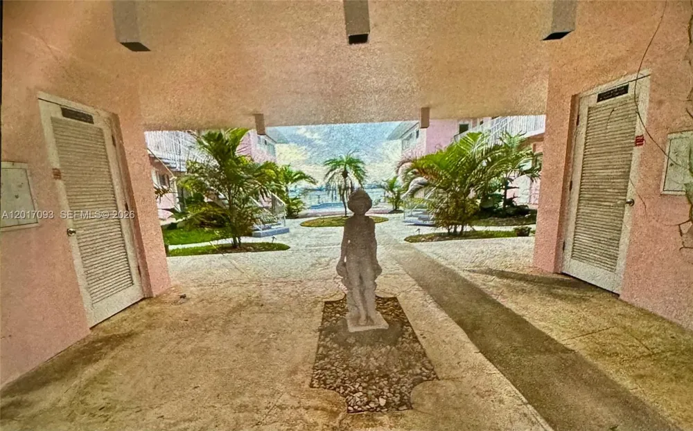 7921 East Drive #8 North Bay Village, FL 33141